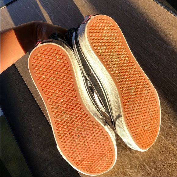 SK8-Hi Vans - Picture 6 of 8